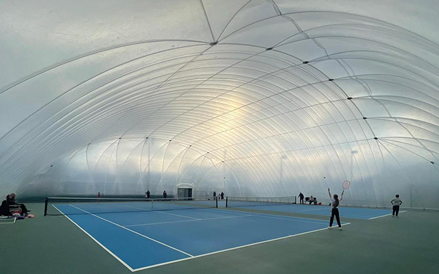 Bubble tennis court